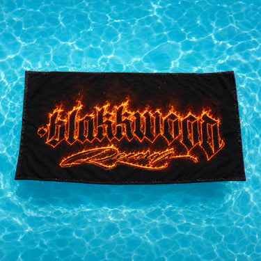 Blakkwood Osuška Logo Fire