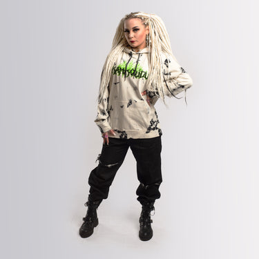 Mikina s kapucí Sharlota Kamkolidu